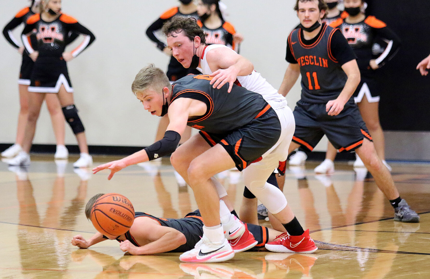 Staunton vs. Wesclin boys basketball